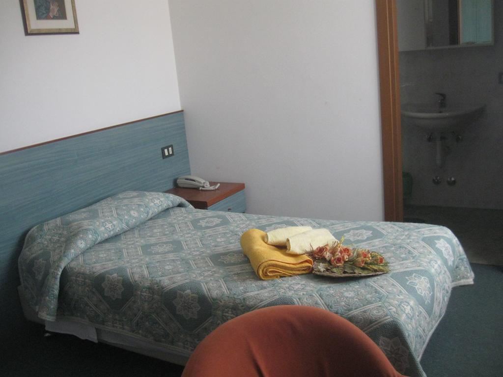 Albergo Del Turista Vernasca Cameră foto